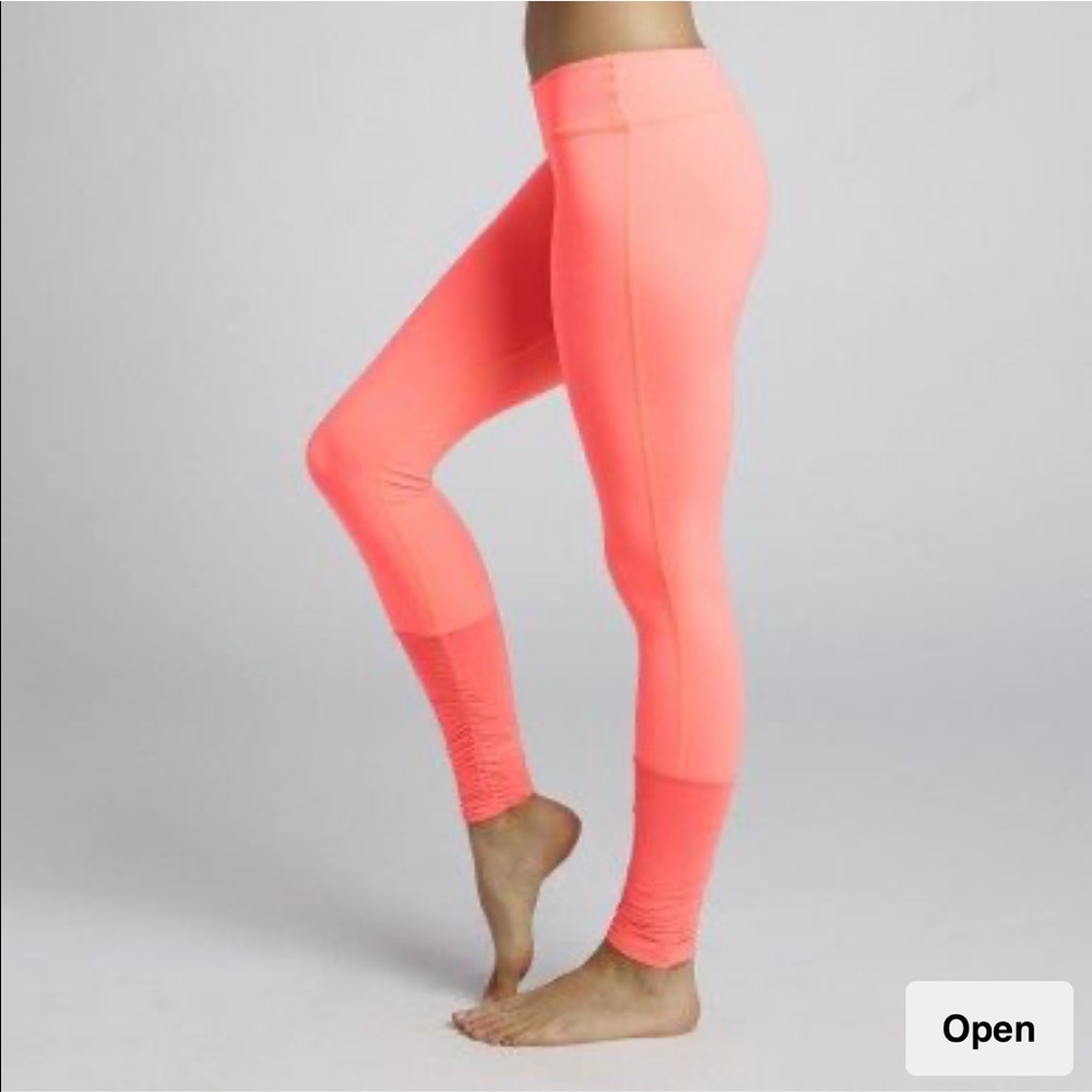 Beyond Yoga Heather Gray Rhythm Leggings XS